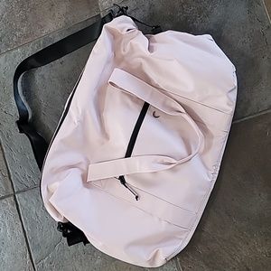 Zyia blush pink tour duffle